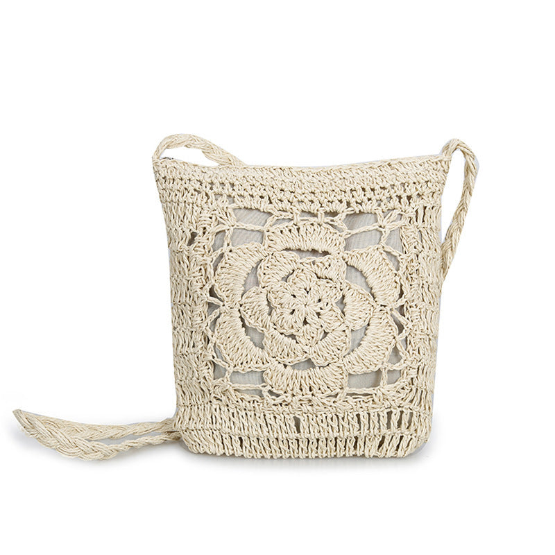 Bohemian Woven Hollow Out Beach Bag Women Crochet Fringed Straw Clutch Handmade Day Clutches Knitting Weave Boho Summer Bag Z70