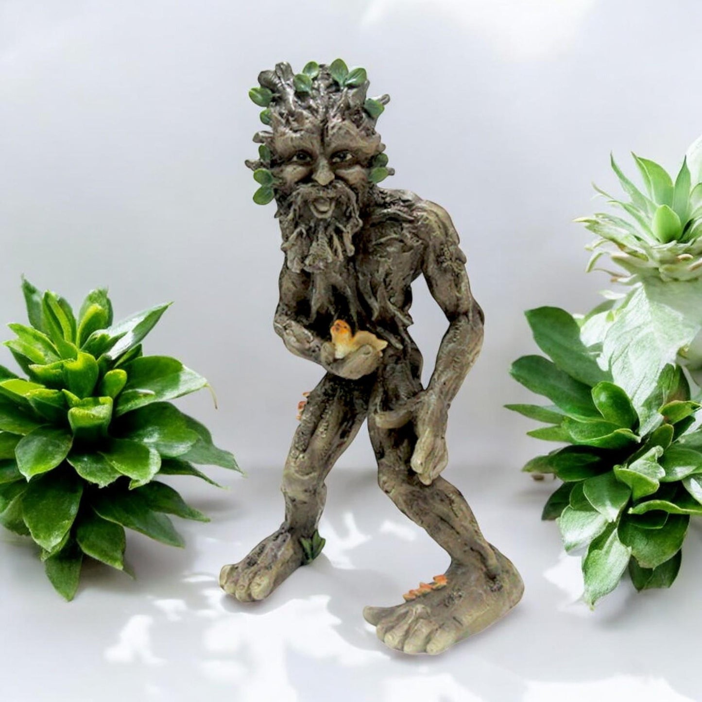 Green Man Tree Spirit Garden Ornament – 30cm Resin Outdoor Decor, Mystical Nature Sculpture