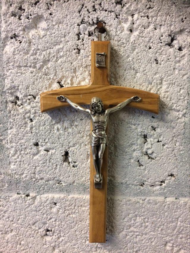 Olive Wood Wall Crucifix - Silver Metal Corpus Jesus Christ Religious Cross, Ready to Hang 25 cm