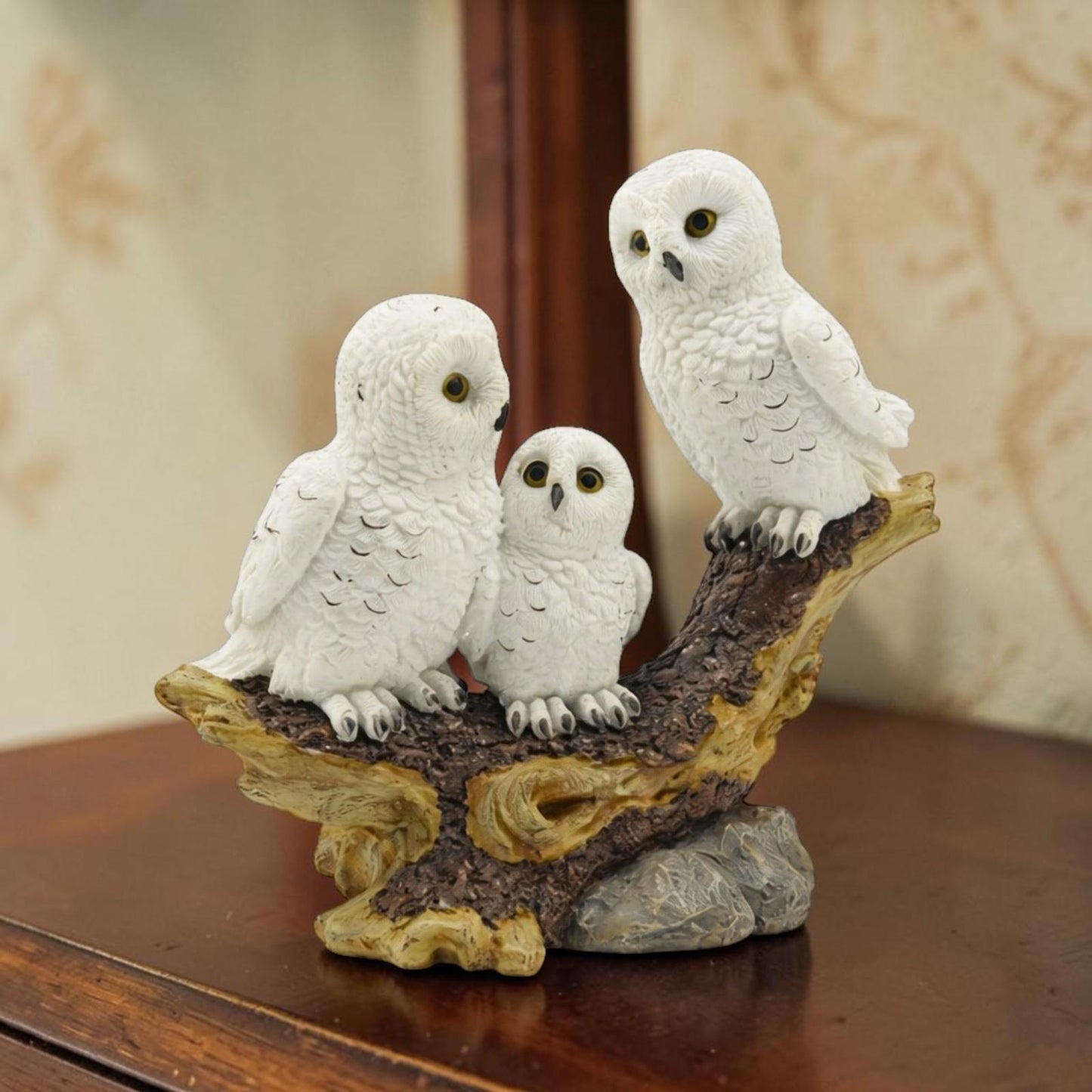 Snowy Owl Family Wildlife Resin Sculpture Woodland Nature Ornament Gift 17.5cm