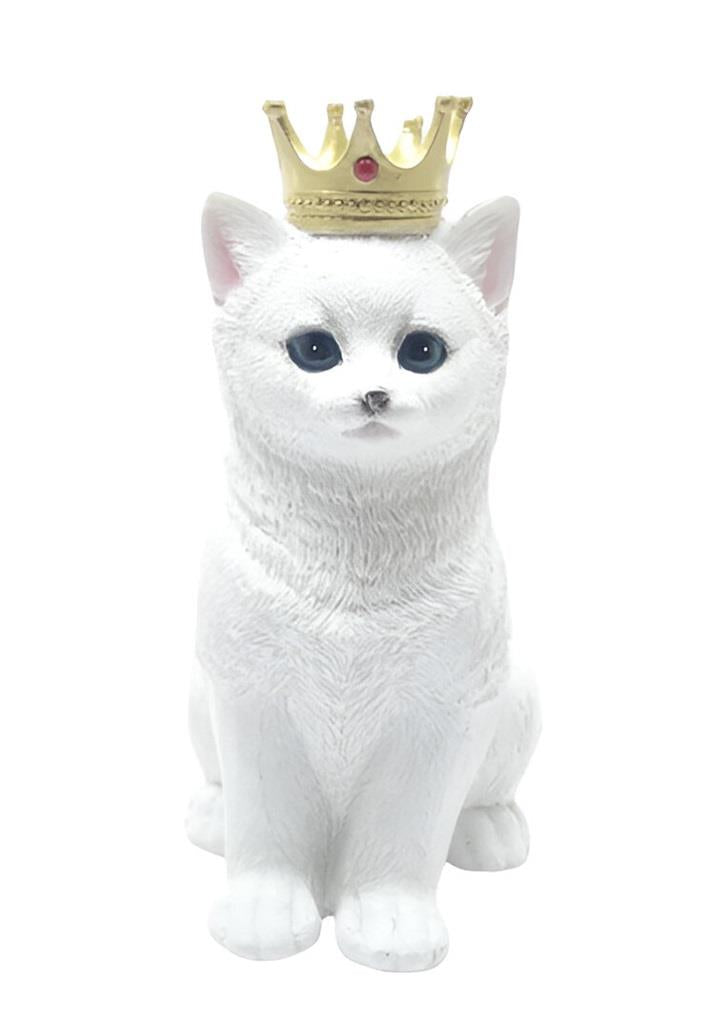 Majestic Royal Cat Figurine Regal White Feline Ornament Animal Sculpture  Decor