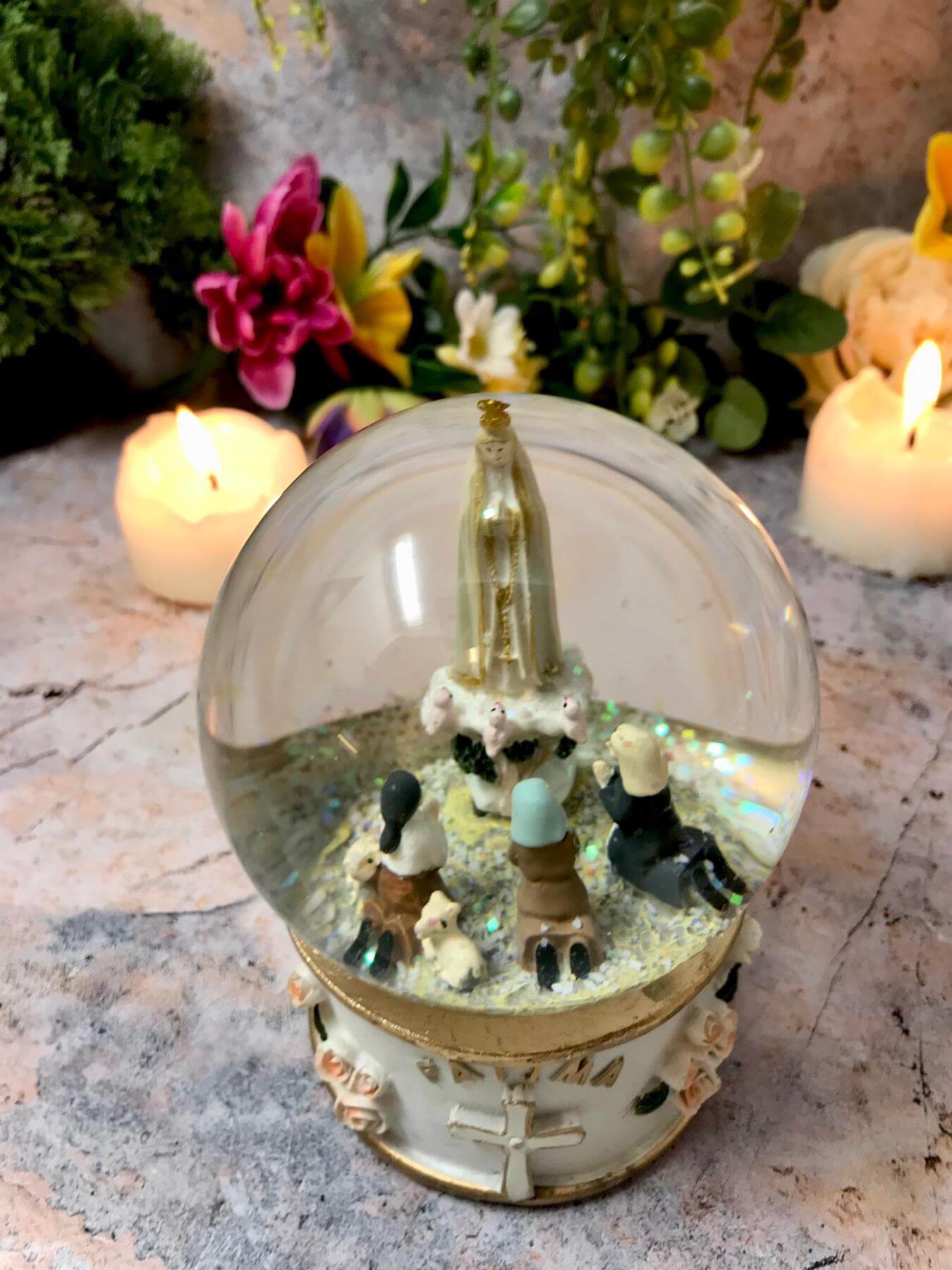 Blessed Virgin Mary Our Lady of Fatima Snow Globe Ornament Figurine Water Ball