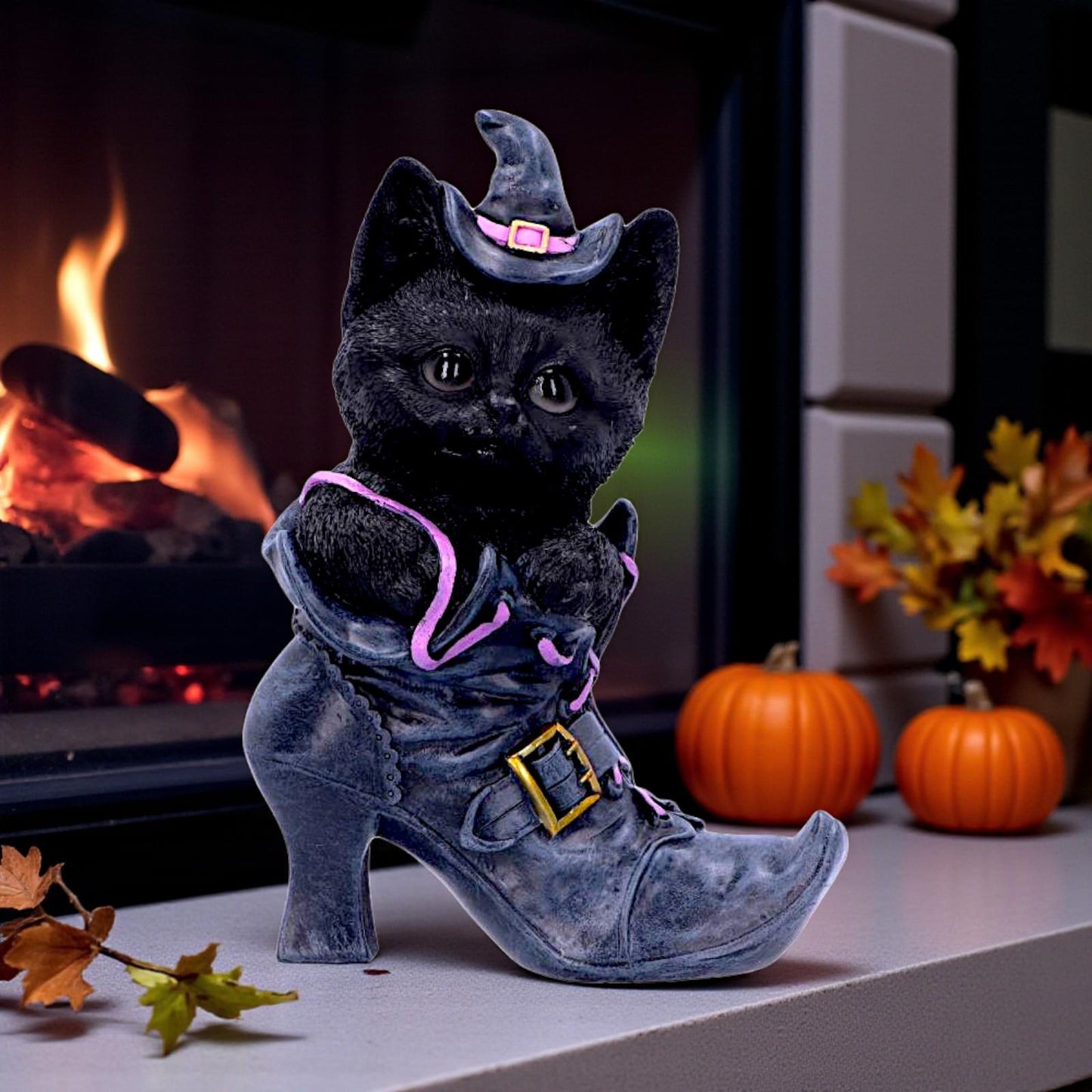 Mischievous Familiar Black Cat Figurine Witch Shoe Ornament Gothic Wiccan Decor