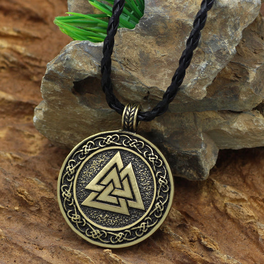 Men Ethnic Viking Warrior Scandinavian Amulet Valknut Odin's Symbol Of Norse Runes Necklace