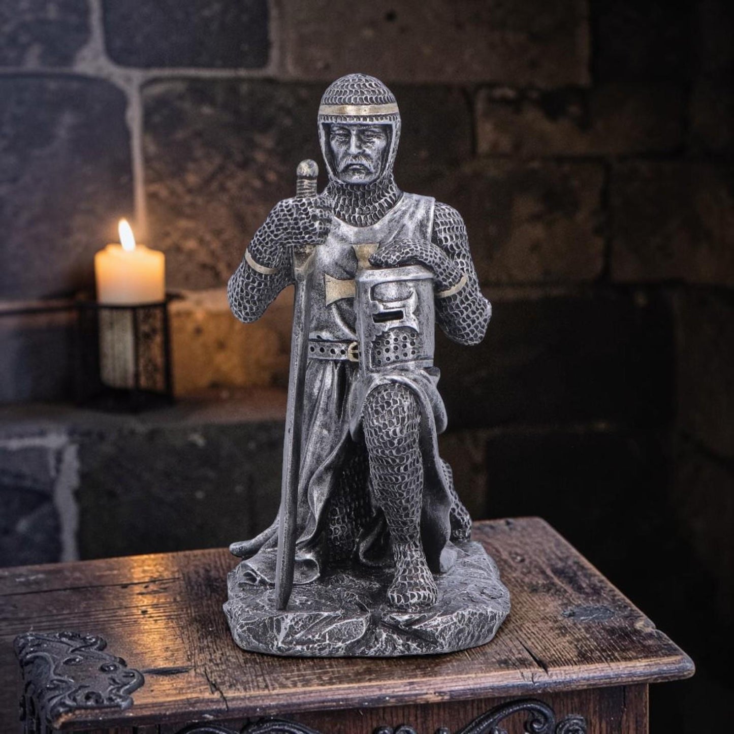 Medieval Knight Soldier Pledge Statue Figurine Ornament Kneeling Warrior Sword