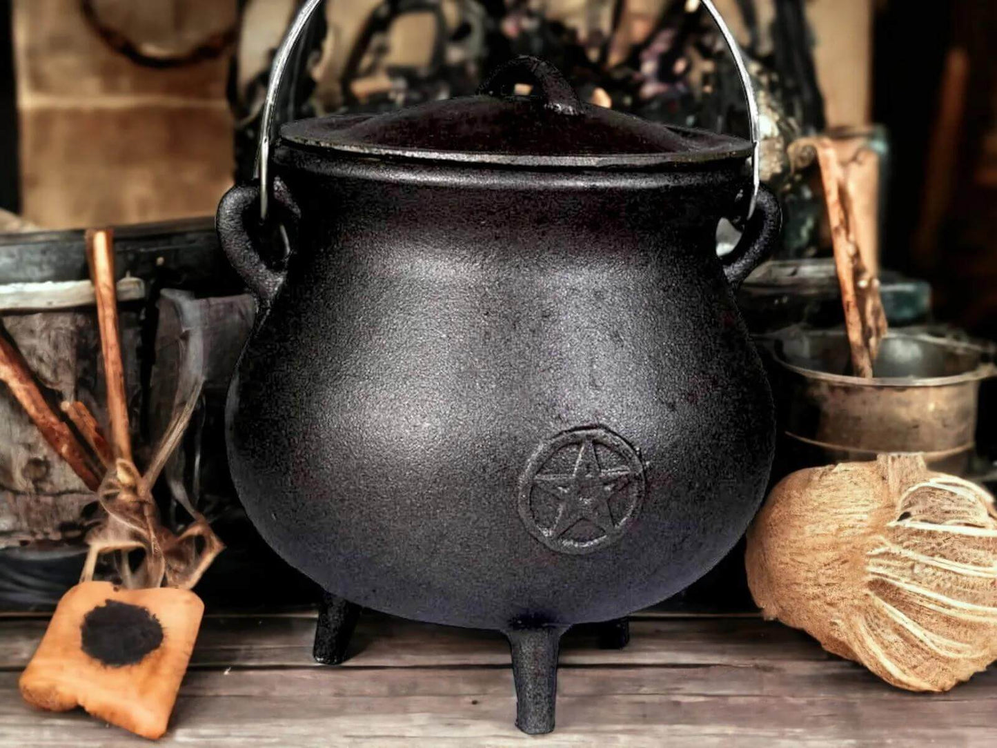 Cast Iron Pentagram Cauldron Wiccan Supplies Pagan Gift Altar Pentacle Spellcast Potions