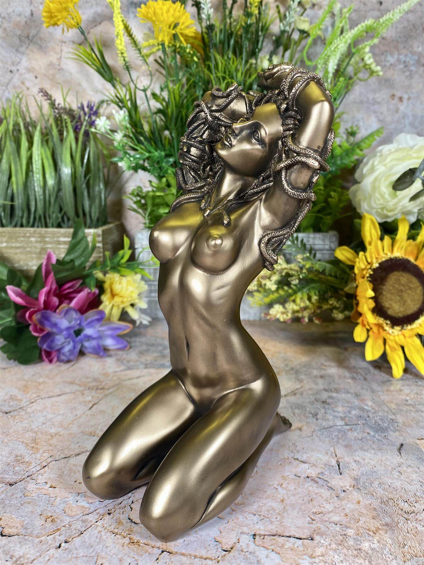 Exquisite Bronze Effect Medusa Sculpture - 21 cm Tall - Greek Mythology Artwork