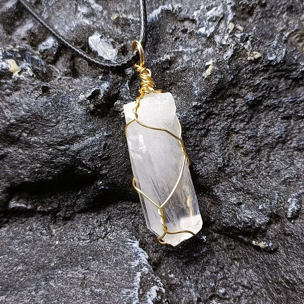 Crystal Chakra Healing Set - 12-Piece Gemstone Collection with Rose Quartz Heart, Jade, Amethyst, and Hexagon Pillar, Perfect for Meditation and Energy Balance