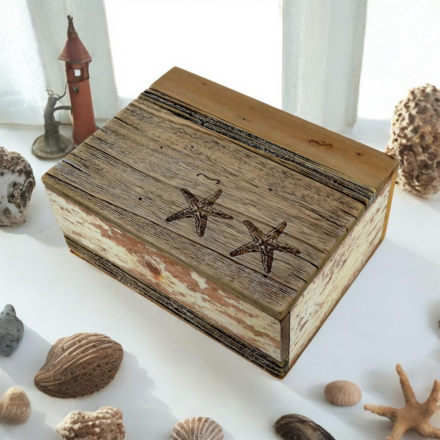 Rustic Nautical Starfish Wooden Box - Reclaimed Wood, Upcycled Design, Unique Home Storage Decor 20 x 15 cm