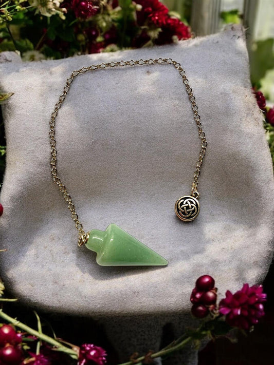 Aventurine Pendulum Dowser with Celtic Knot Charm - Spiritual Healing Tool for Divination