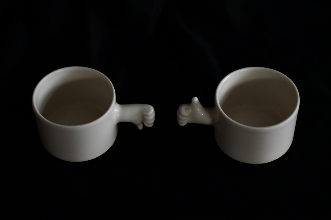 GESTURES CUPS- THUMB UP & DOWN