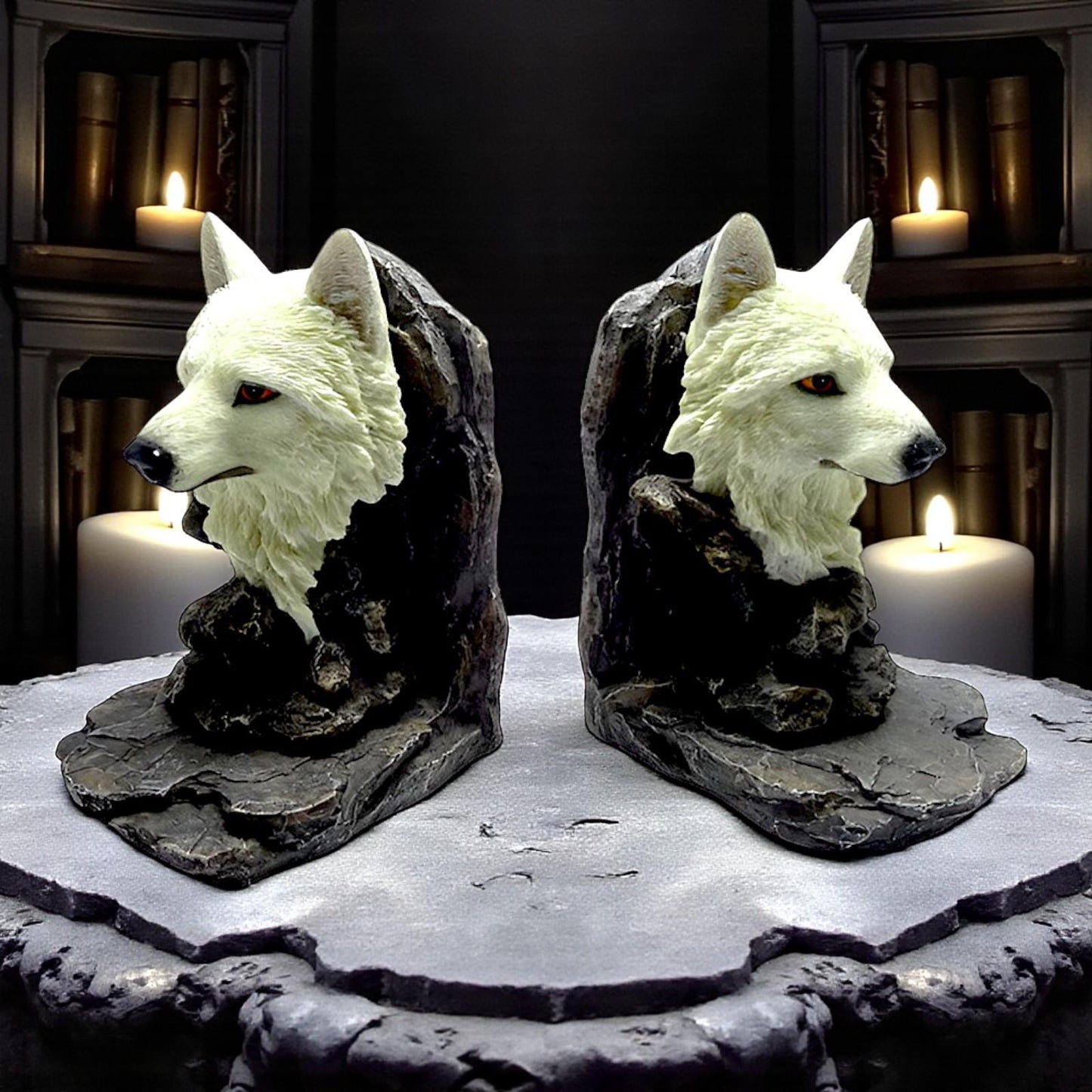 Majestic Wolf Bust Bookends Wildlife Ornament Animal Lovers Gift Rustic Display