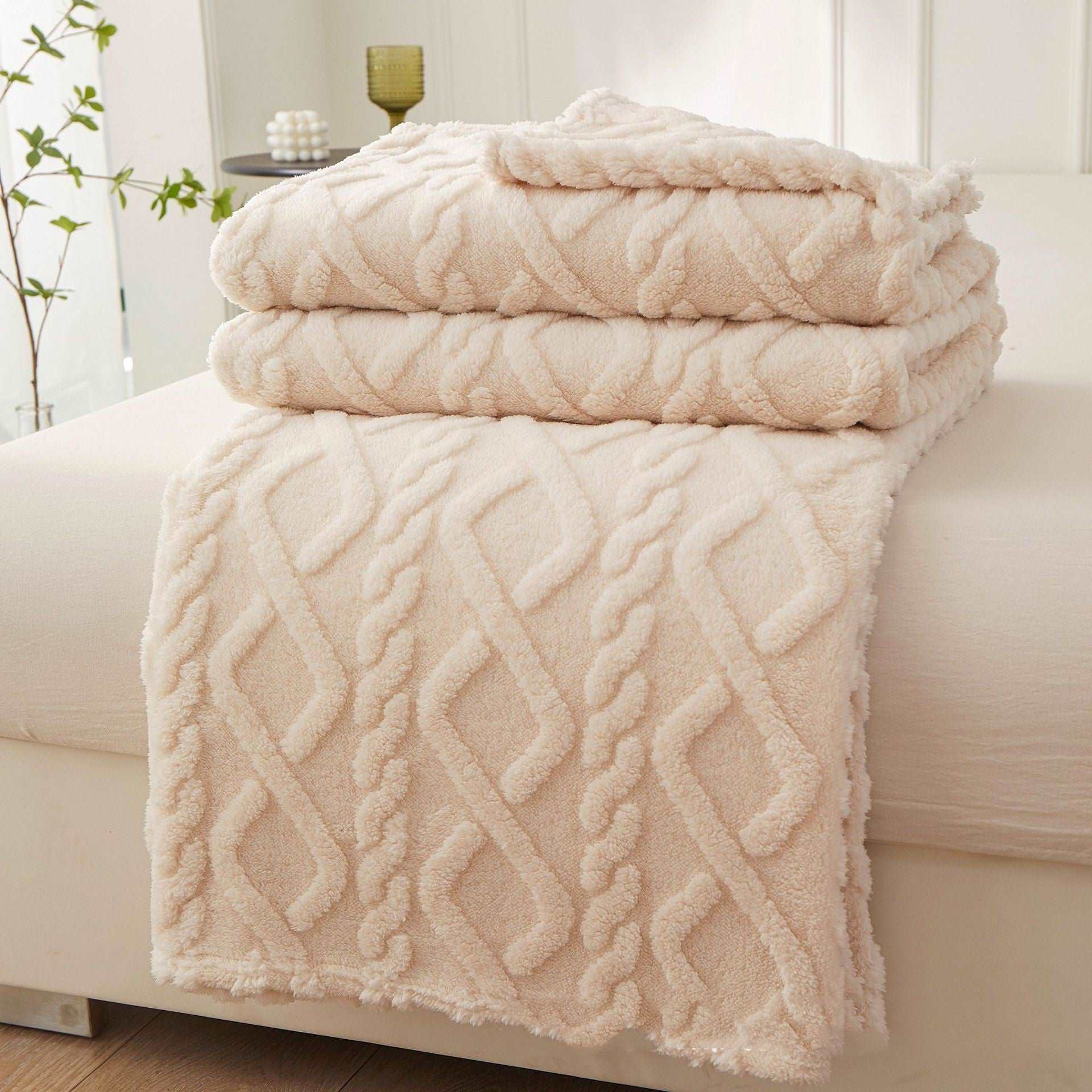 All-Season Textured Sofa Blanket - Soft and Cosy Knitted Throw for Couch or Bed, Ideal for Year-Round Comfort and Home Decor