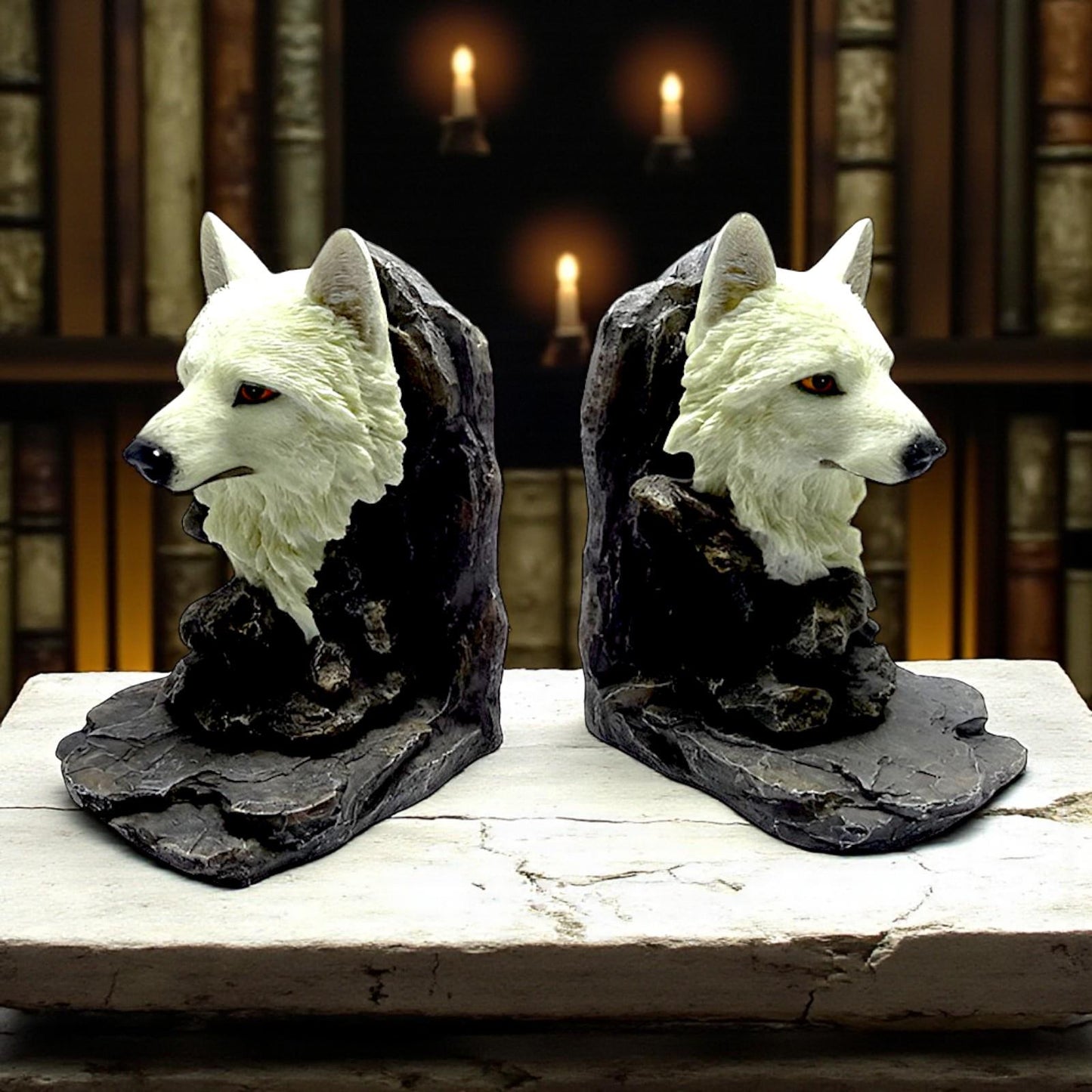 Majestic Wolf Bust Bookends Wildlife Ornament Animal Lovers Gift Rustic Display
