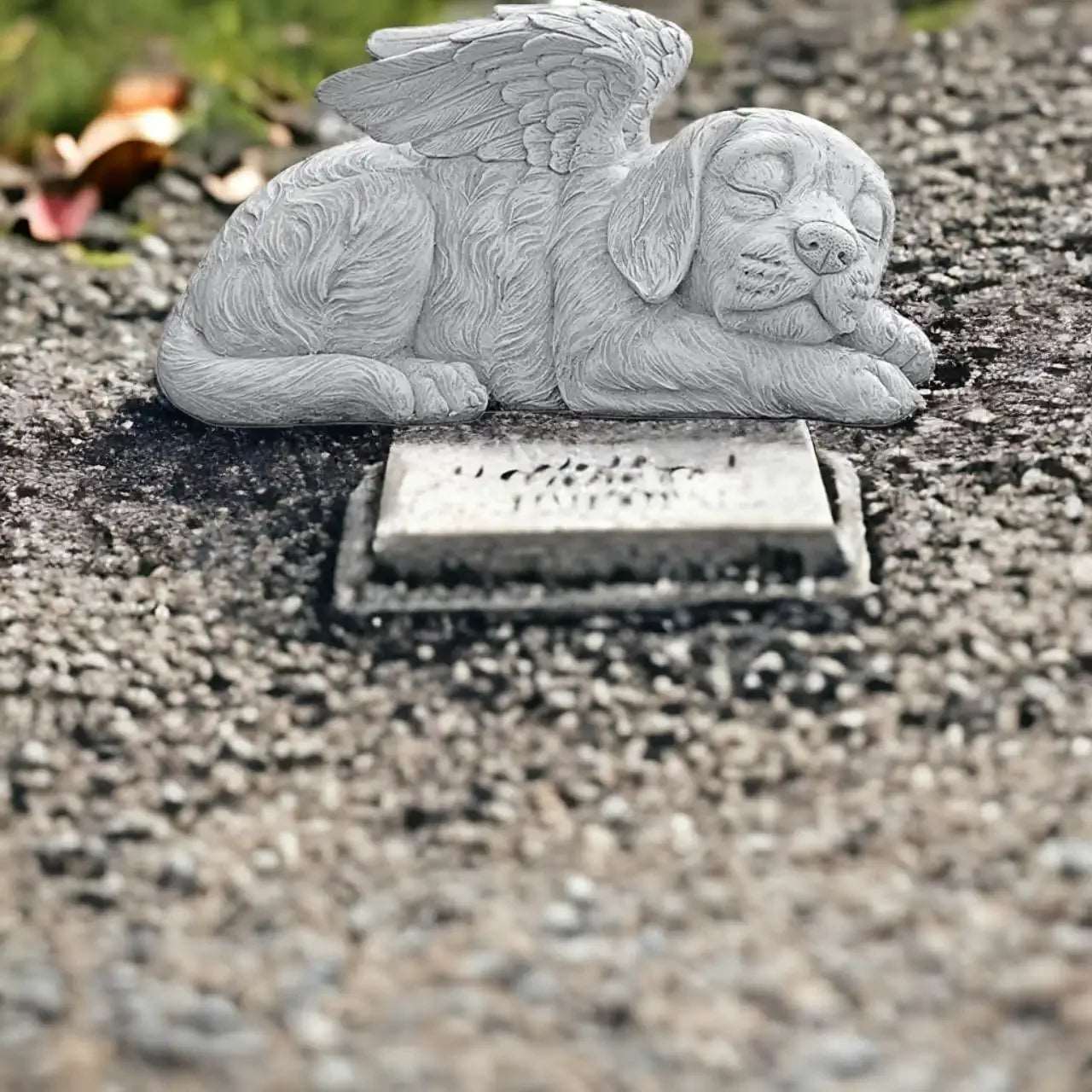 Angel Dog and Cat Memorial Stone Statue Pet Memorial Stone Memorial Tombstone Garden Decoration Resin Sculpture Ornament