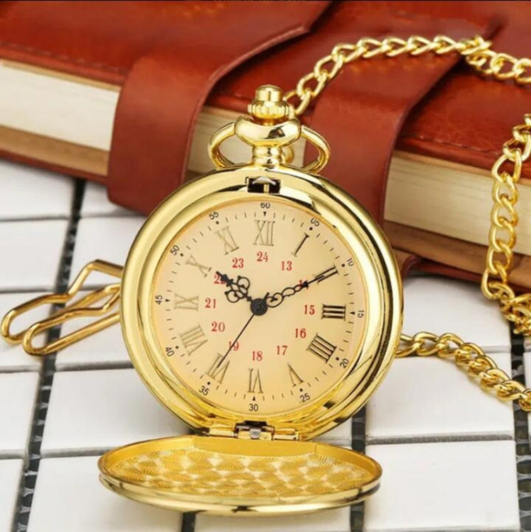 Engraved Vintage Commemorative Quartz Pocket Watch Round Watch, Style