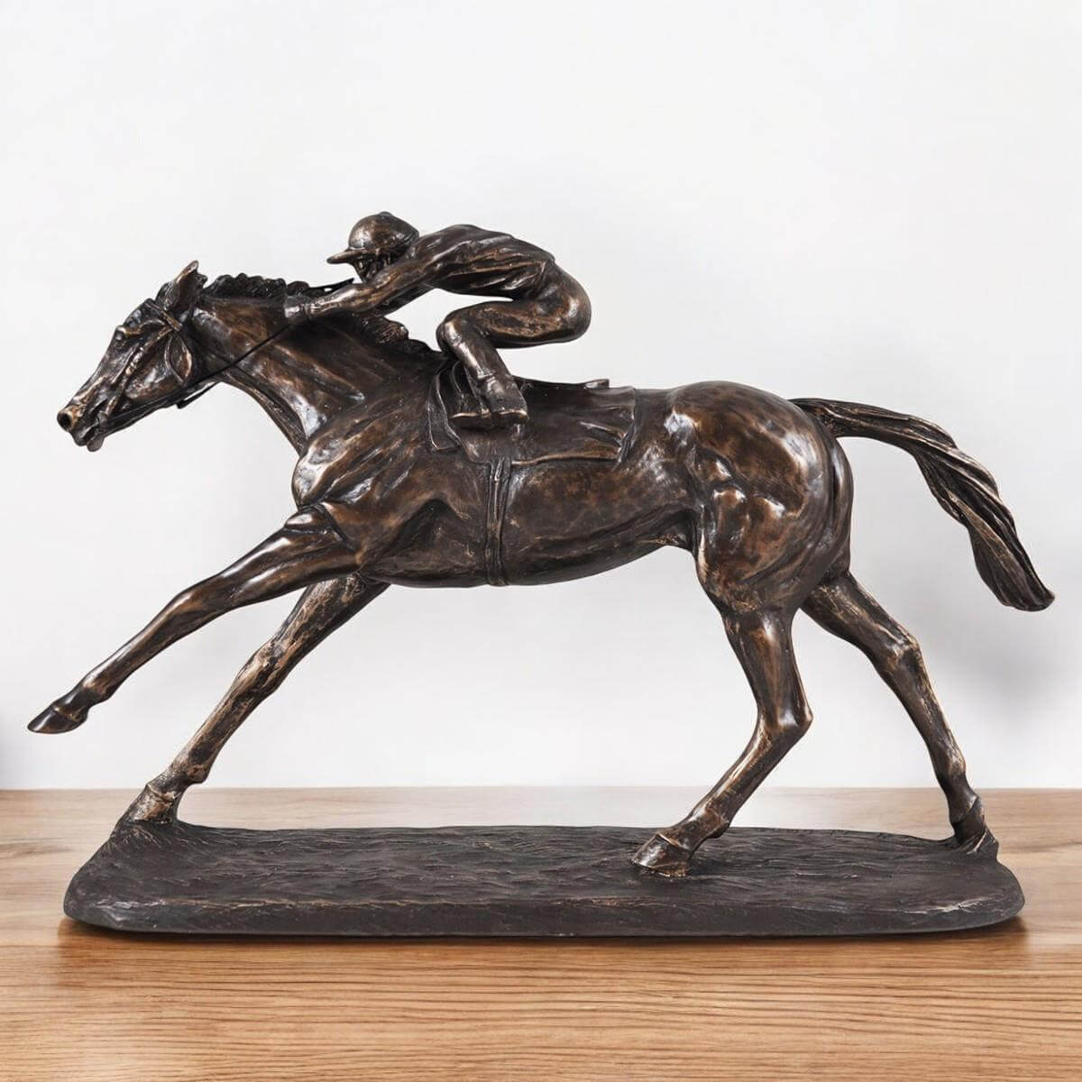 On The Flat Racing Horse Sculpture – Bronze Effect Horse Statue by Harriet Glen, 33.5 cm Elegant Racing Decor for Equestrian Lovers