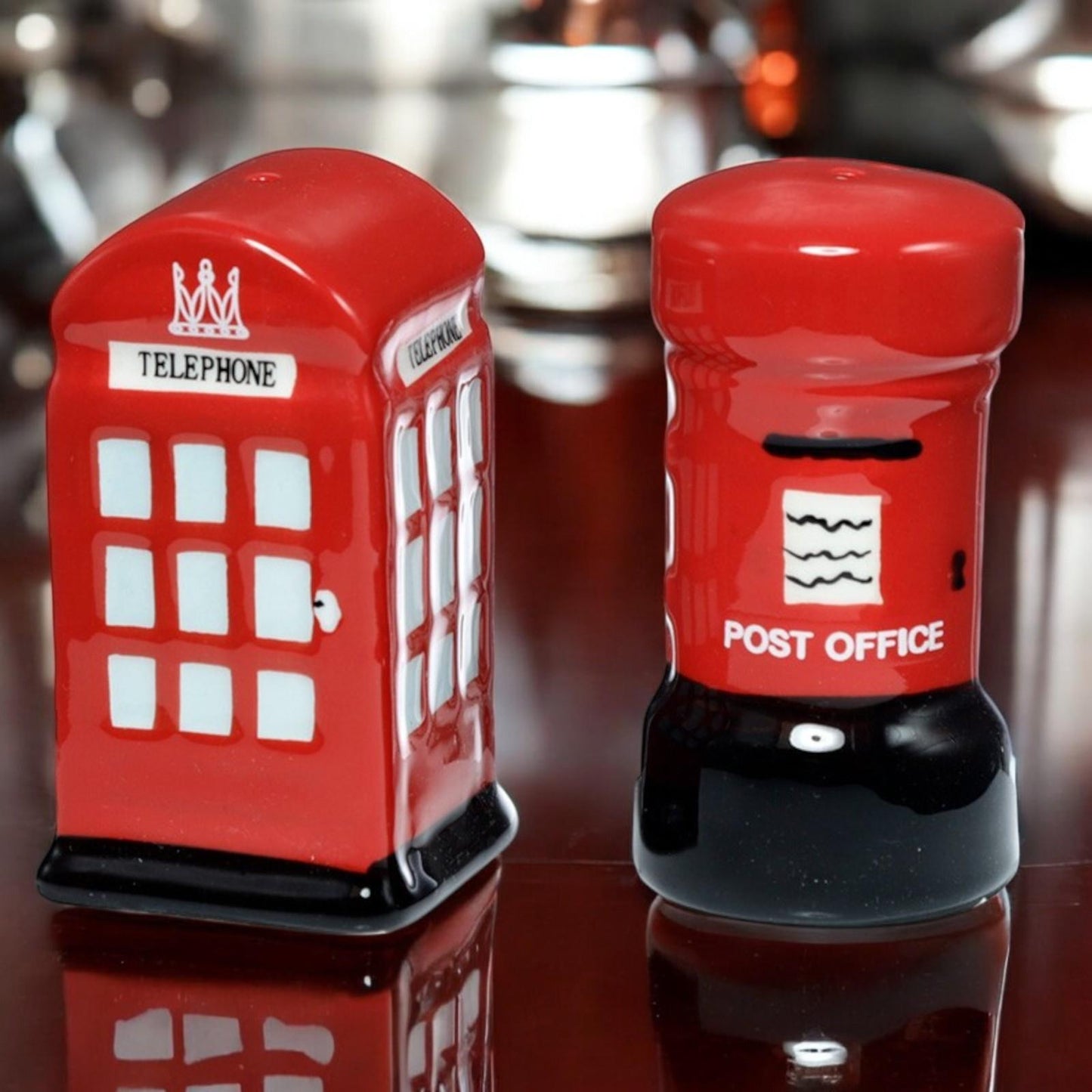 London Inspired Ceramic Salt and Pepper Shakers Red Phone Box Post Office Design