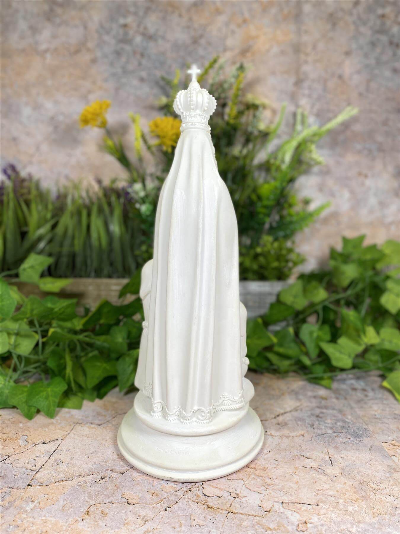 Exquisite Our Lady of Fatima Statue A Timeless Symbol of Faith and Devotion