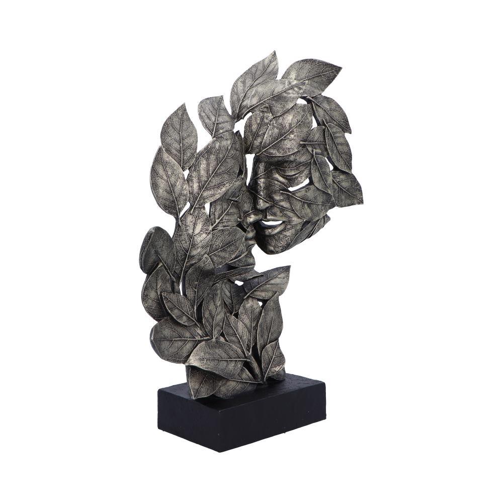 Kissing Couple Silver Leaf Statue Romantic Home Decor Modern Metallic Sculpture