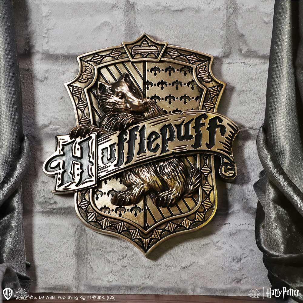 Harry Potter Hufflepuff Wall Plaque 20.5cm - Officially Licensed Hogwarts House Decor