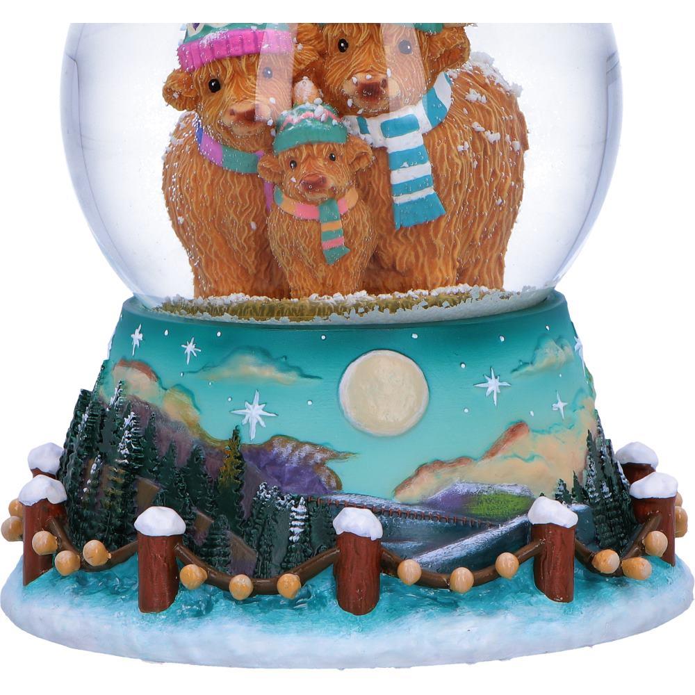 Highland Cow Snow Globe Christmas Winter Scottish Cattle Family Ornament