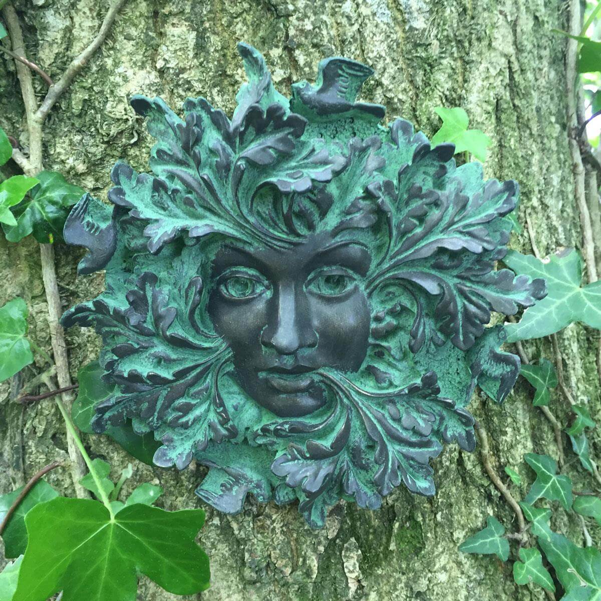 Green Man Celtic Wall Plaque – Intricate 13cm Resin Mythological Garden Decor | Indoor & Outdoor Nature-Inspired Art