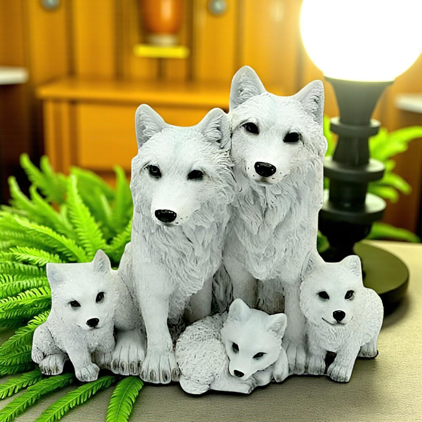 Wolves And Cubs Figurine Forest Animal Sculpture Wildlife Pack Collectible Statue