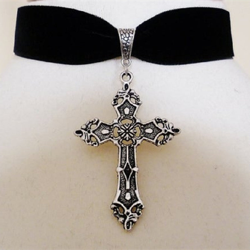 Fashion Trend Velvet Pagan Witchcraft Medieval Pendant