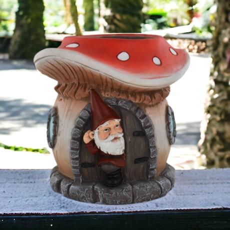 Whimsical Garden Gnome Resin Planter – Unique Mushroom House Design (15x15cm) – Charming Outdoor Décor