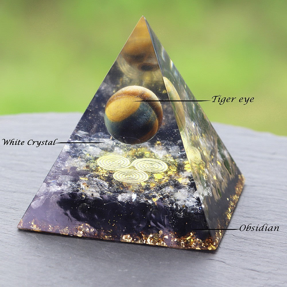 Crystal Ball Pyramid Crystal Crushed Stone Drip