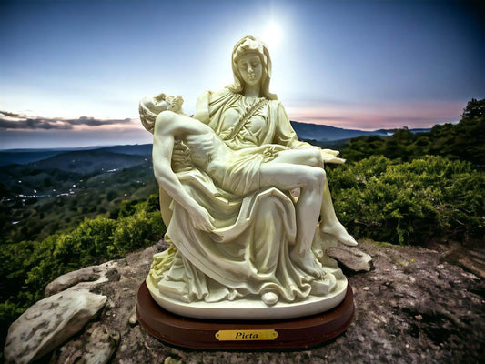 Michelangelo La Pieta Resin Statue on Wood Base, 32x26cm – Evocative Christian Art for Spiritual Enrichment and Contemplative Decor