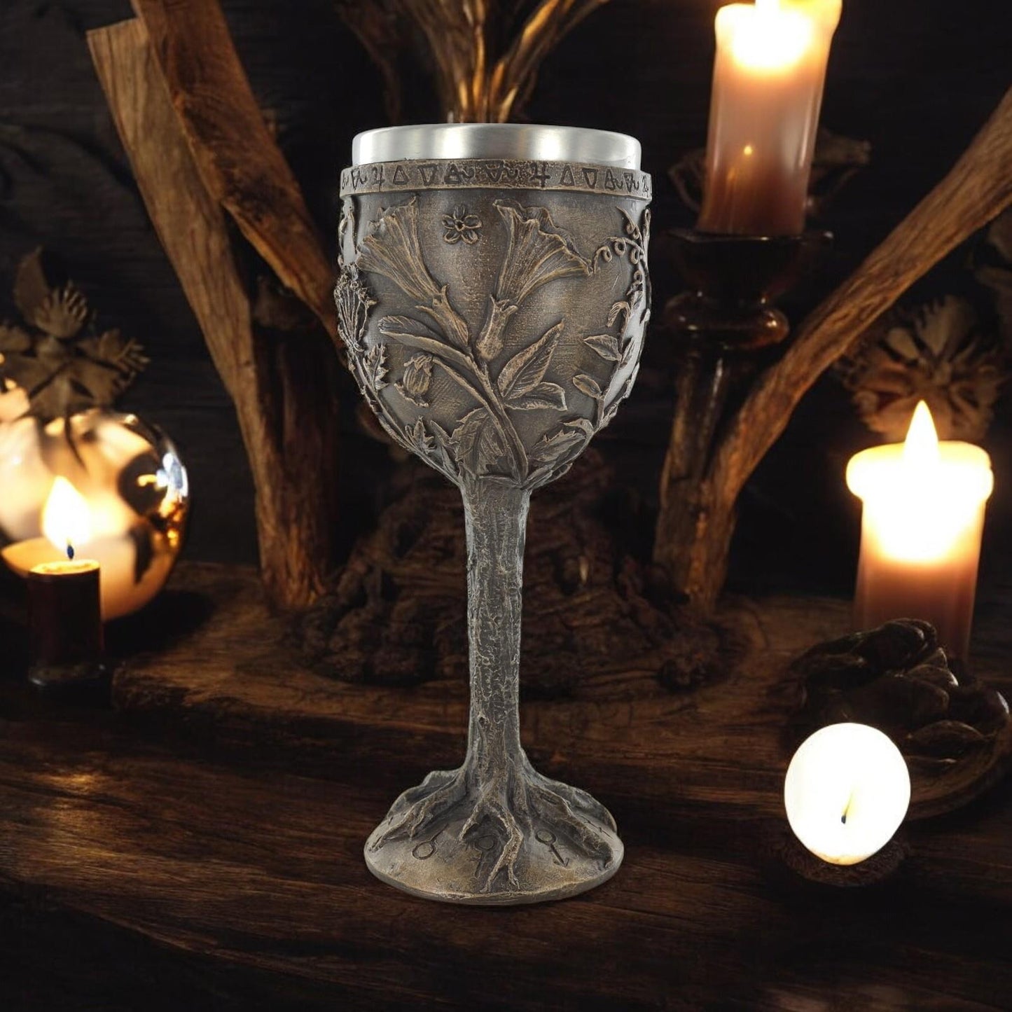 Poison Goblet Chalice | Gothic Fantasy Drinkware | Dark Magic Cup for Witches, Wizards, Occult, and Pagan Rituals | Unique Collectible by Tina Tarrant - 22cm