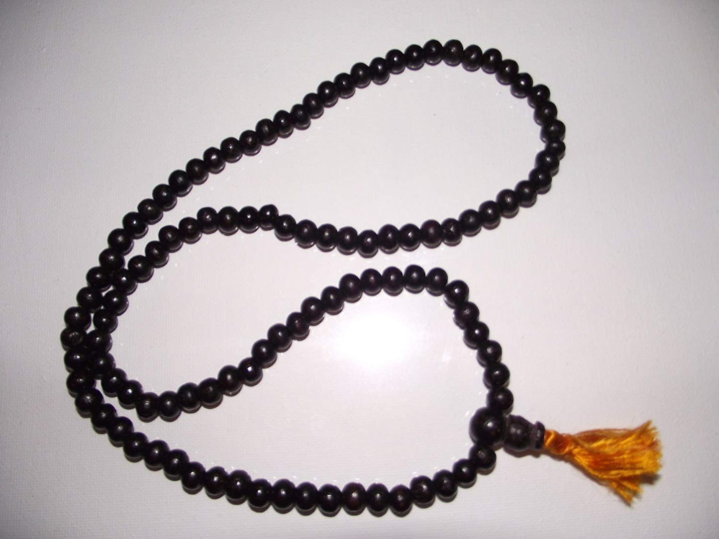 Chapelet de prière bouddhiste fait main en bois de rose pur, 108 perles Mala pour la méditation et le bien-être spirituel, avec coffret cadeau Friendship Knot