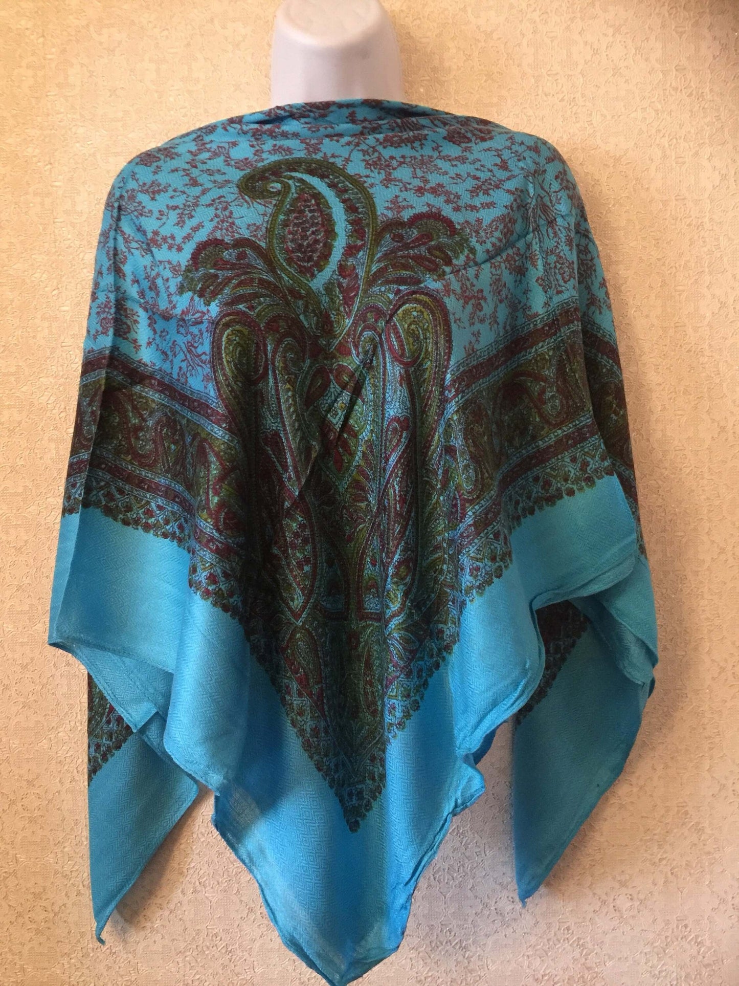 Turquoise Paisley Rayon Scarf - Bohemian Chic 100x100cm Wrap - Exquisite Artisanal Patterned Scarf - Fashionable All-Season Accessory