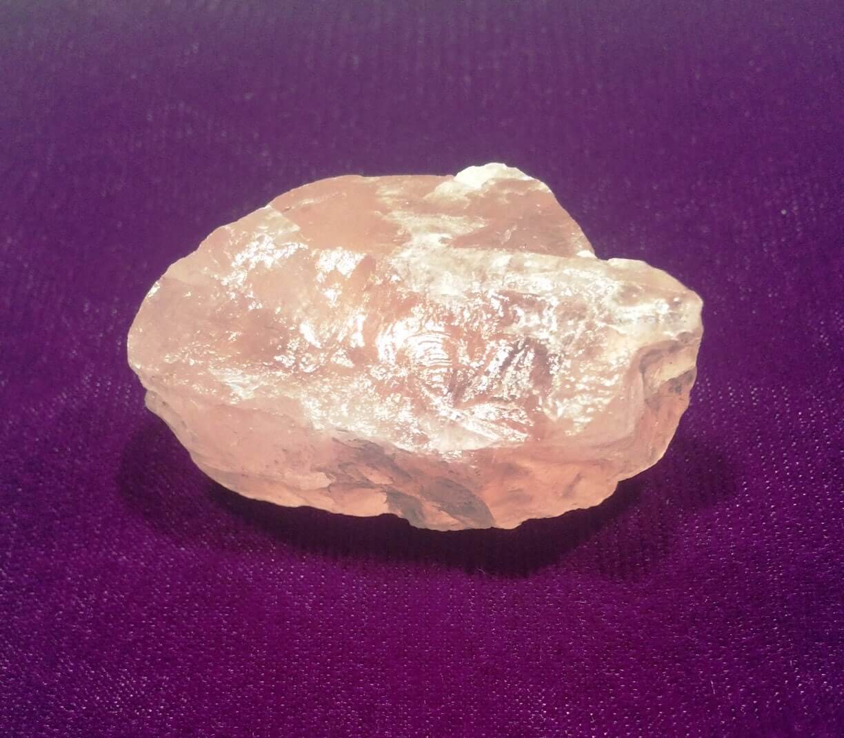 Spécimen de cristal brut de quartz rose, amas minéral de guérison, pierre précieuse métaphysique naturelle