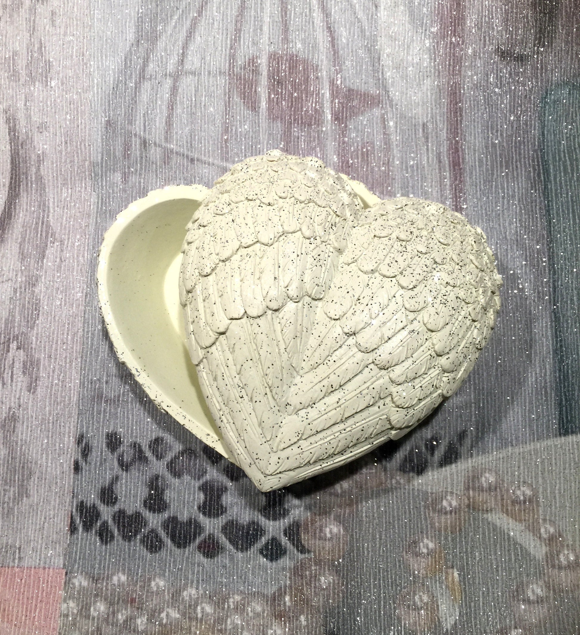 Heavenly Angel Wings Heart Box, Resin Trinket Box, Love and Cherish Keepsake Holder, Spiritual Home Decor, Memorial Gift Idea-Osiris Craftworks