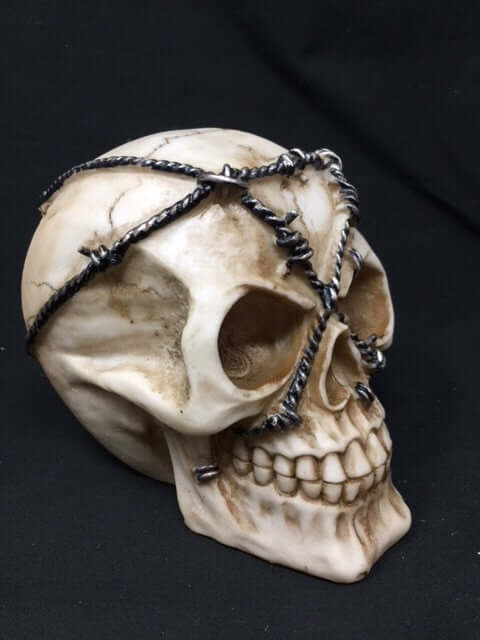 Barbed Skull Sculpture Figurine Gothic Horror Ornament Figure Decoration Gift-Osiris Craftworks