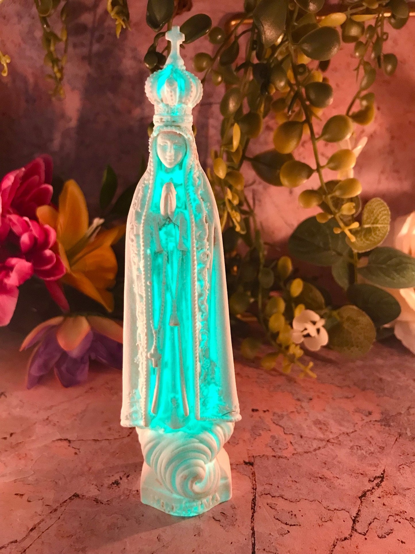 Luminous Our Lady of Fatima Statue - Glow in the Dark Virgin Mary Figurine, 15cm Spiritual Night Light, Religious Room Decor, Christian Gift-Osiris Craftworks