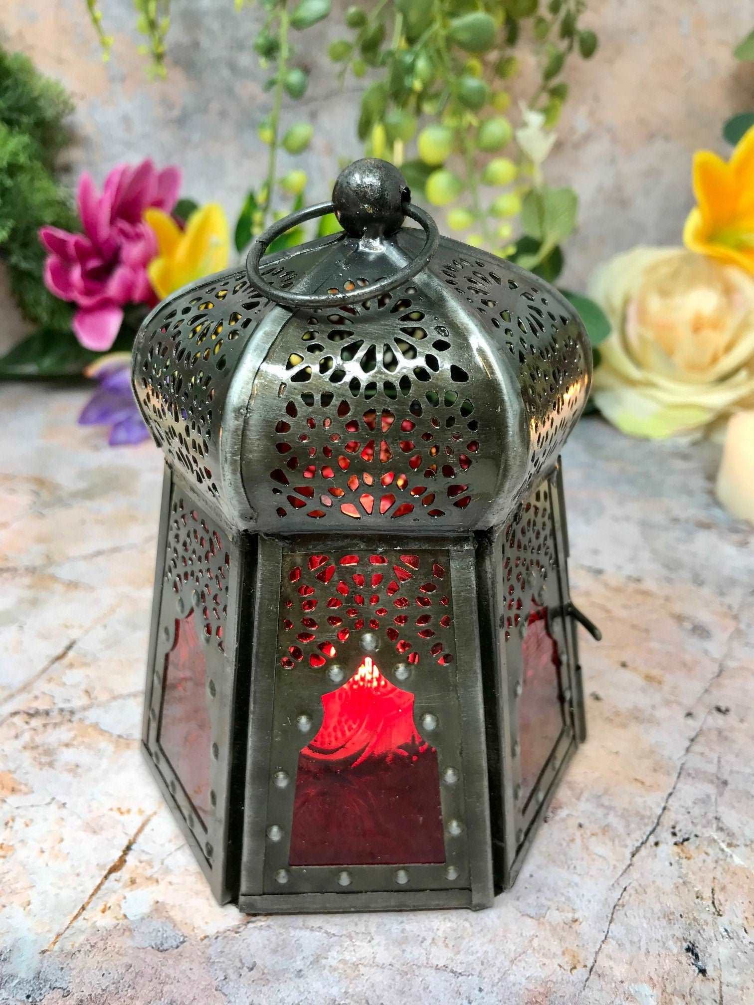 Antique Effect Moroccan Style Lantern Candle Red Glass Tealight Holder Seasonal Decor Home Lighting Ornament