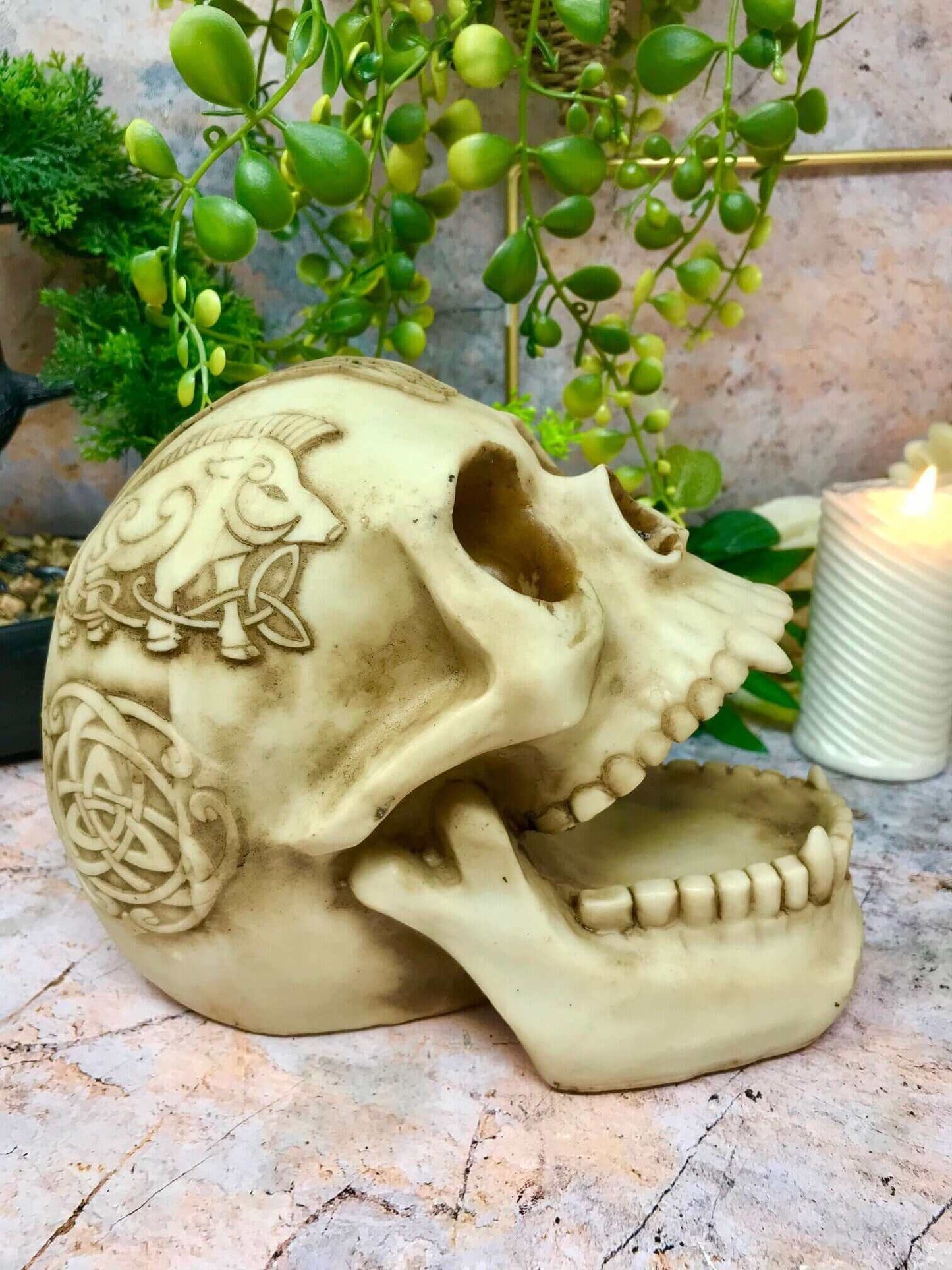 Celtic Skull Sculpture Figurine Gothic Horror Ornament Figure Decoration Gift-Osiris Craftworks