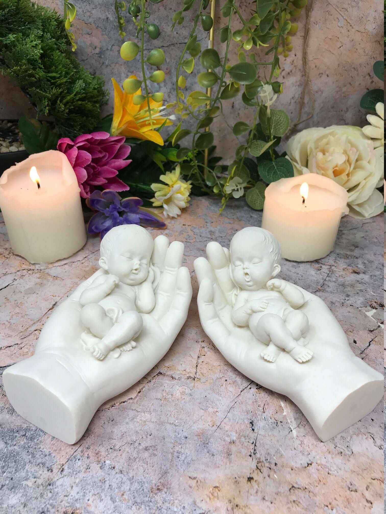 Pair of Beautiful Baby Angel Cherubs Resting in Hand Ornament Mothers Grandma Gift Present-Osiris Craftworks