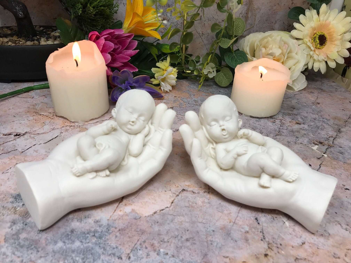 Pair of Beautiful Baby Angel Cherubs Resting in Hand Ornament Mothers Grandma Gift Present-Osiris Craftworks