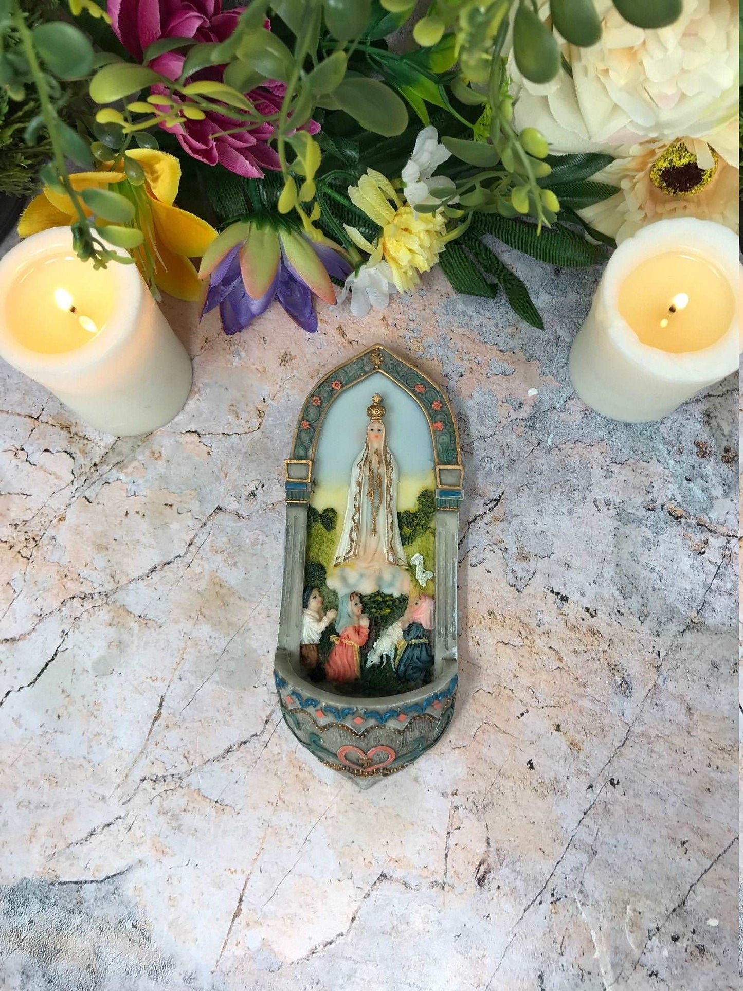 Blessed Virgin Mary Our Lady of Fatima Water Font Wall Plaque Statue Ornament Figurine for Home or Chapel 17 cm-Osiris Craftworks