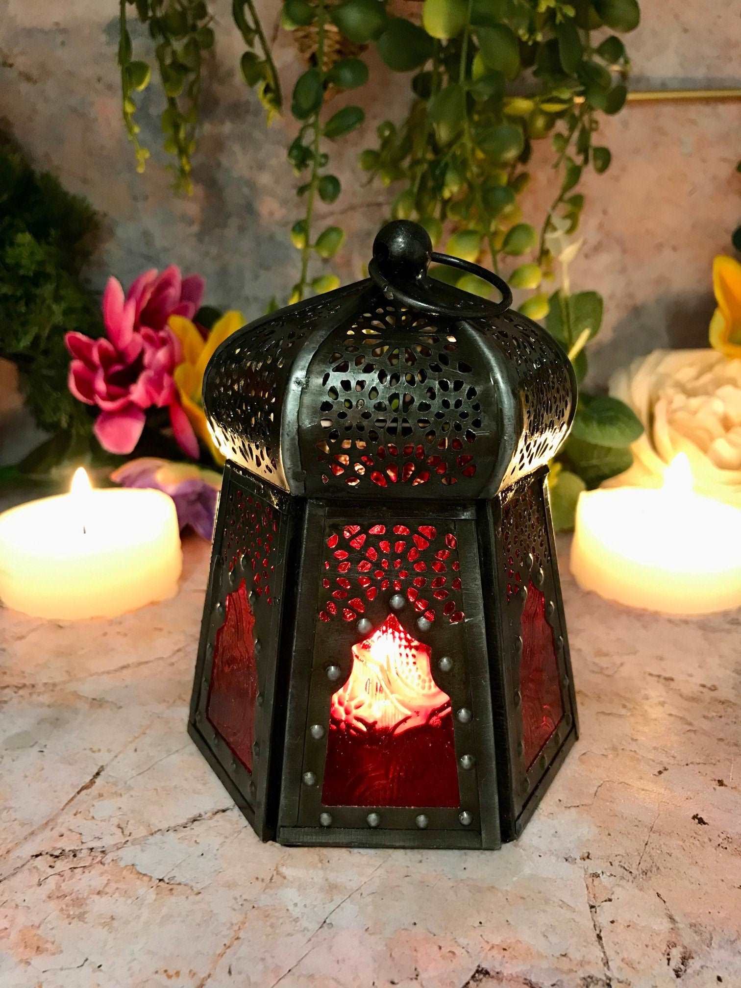 Antique Effect Moroccan Style Lantern Candle Red Glass Tealight Holder Seasonal Decor Home Lighting Ornament