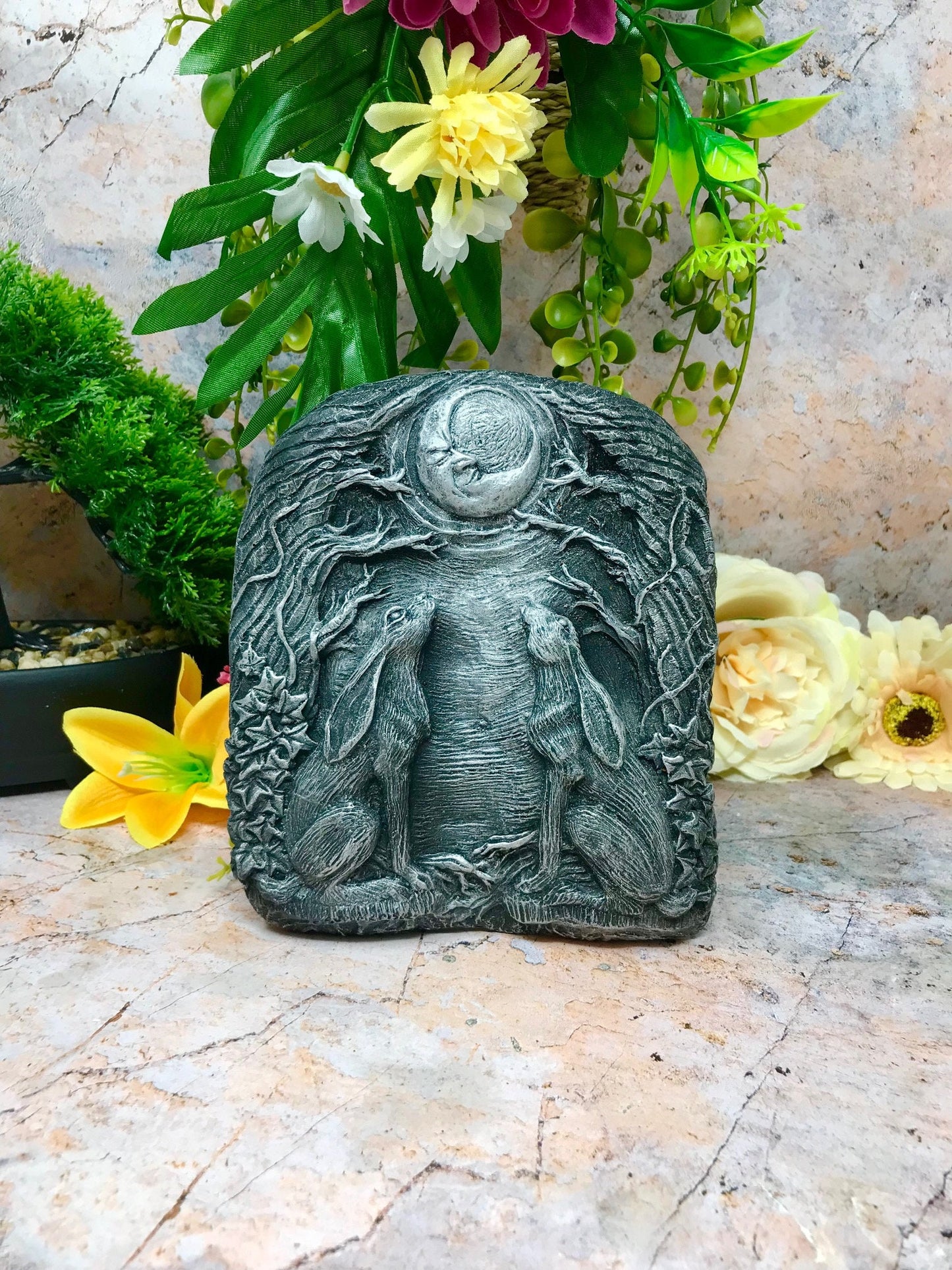 Silver Effect Magical Moon Hares Wall Plaque Pagan Statue Moongazing Wiccan Sculpture Ornament-Osiris Craftworks