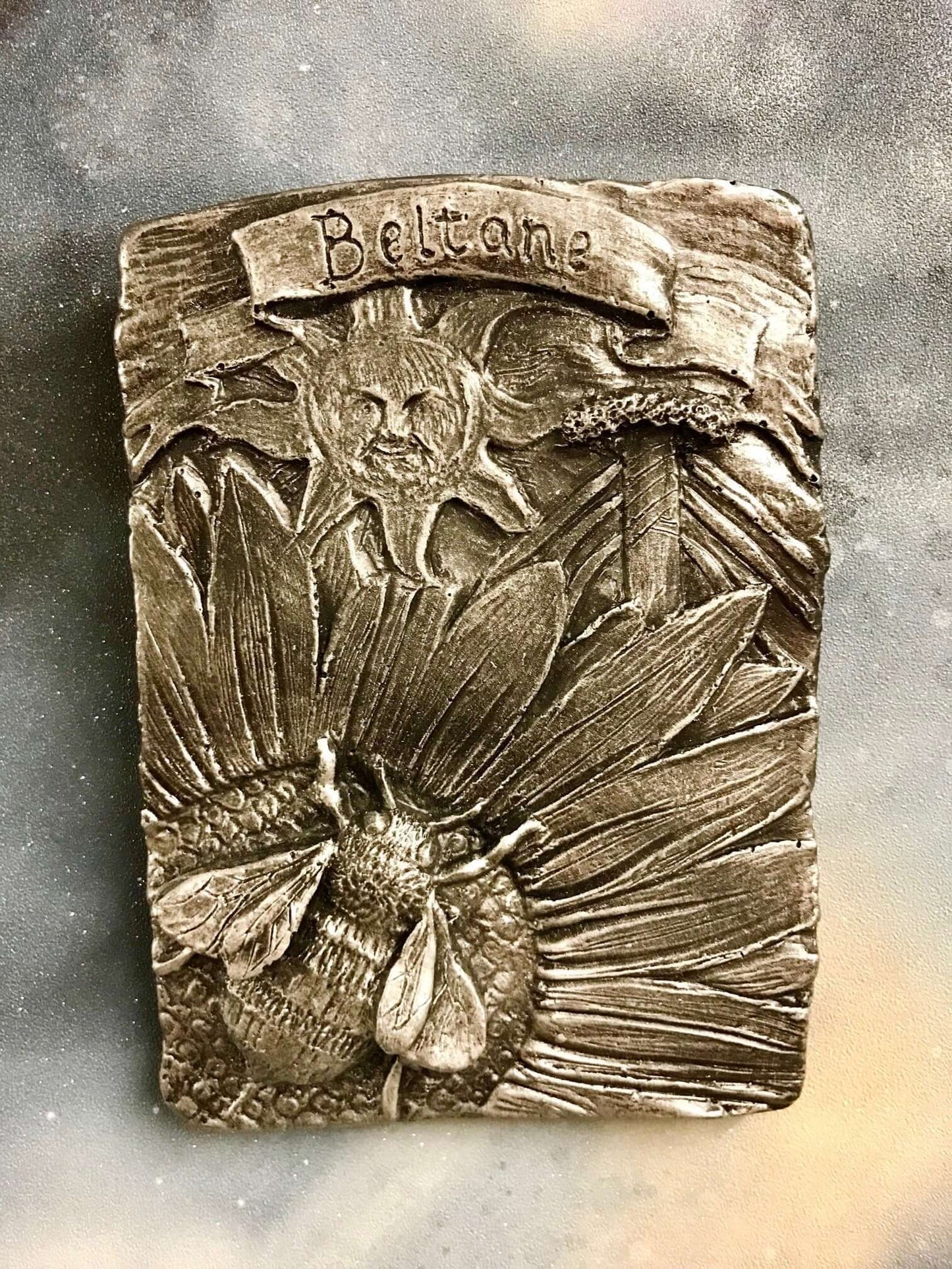 Silver Effect Beltane Honey Bee Sabbat Wall Plaque Pagan Wiccan Sculpture Ornament-Osiris Craftworks