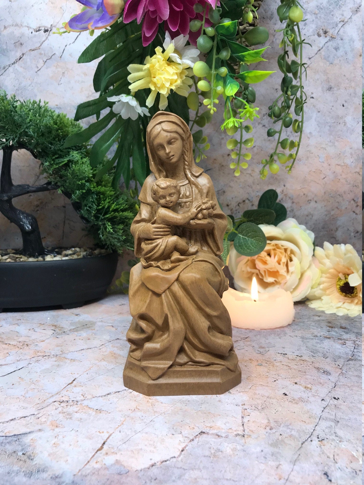 Serene Madonna and Child Statue - Spiritual Resin Sculpture - Religious Home Decor - Blessed Virgin Mary Figurine-Osiris Craftworks