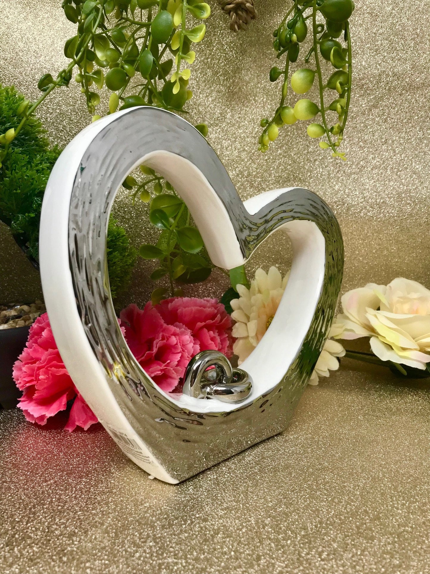 Elegant Abstract Hearts and Wedding Rings Sculpture, Symbolic Anniversary Present for Couples