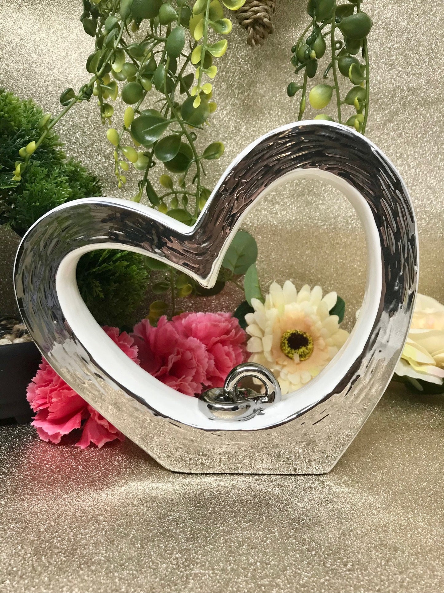 Elegant Abstract Hearts and Wedding Rings Sculpture, Symbolic Anniversary Present for Couples